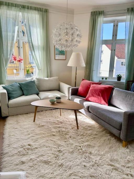 Sentralt Og Romslig I Sentrum